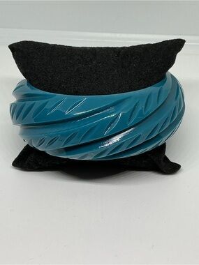 Vintage Blue Carved Spiral Design Acrylic Bangle Bracelet